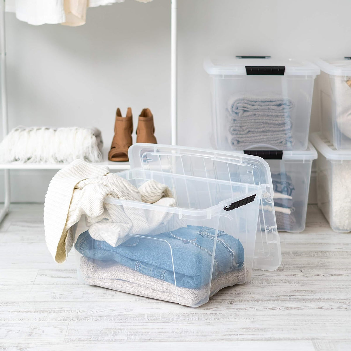 IRIS USA 4-Pack 40 Quart Storage Bins with Lids, Clear